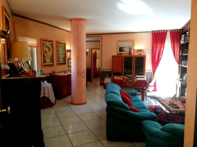 Appartamento in vendita a Piazza, Sicilia