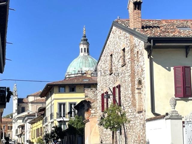 Appartamento in vendita a Lonato, Lombardia