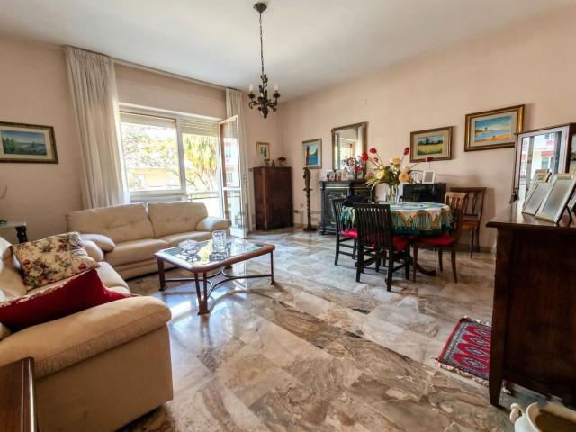 Appartamento in vendita a Pescara Colli, Pescara