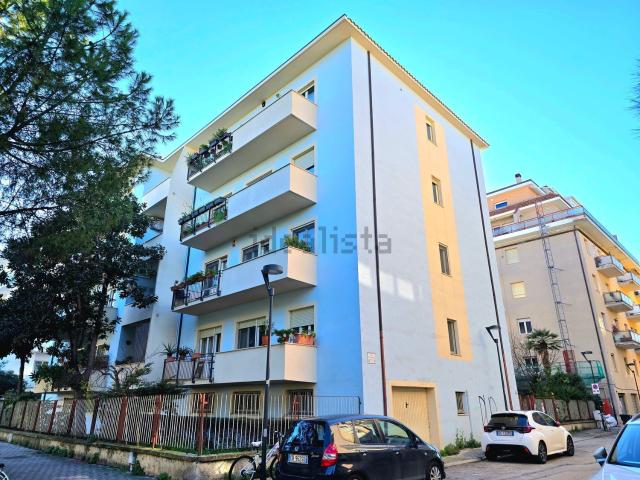 Appartamento in vendita a Pescara Colli, Pescara