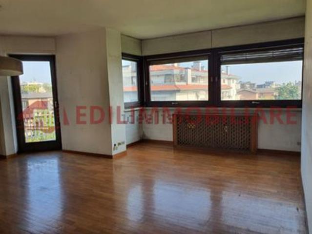 Appartamento in vendita a Sant'Edoardo, Busto Arsizio