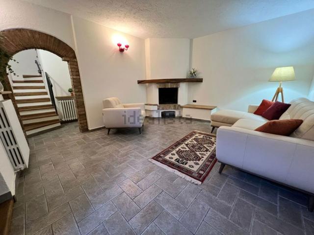 Appartamento in vendita a Spoleto, Umbria