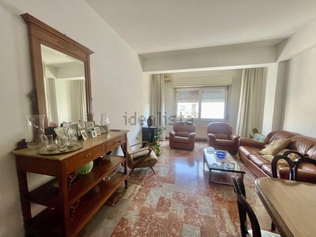 Appartamento in vendita a Calabria, Reggio Calabria