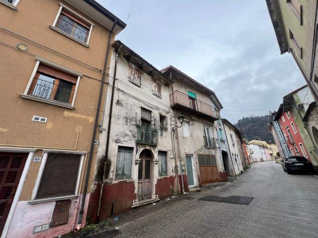 Appartamento in vendita a Chiampo, Veneto
