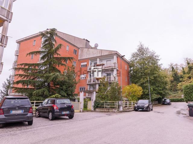 Appartamento in vendita a Campobasso, Molise