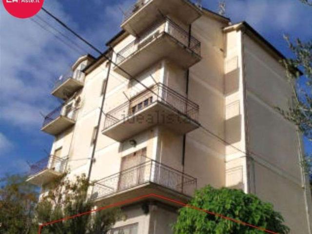 Appartamento in vendita a Santa Petronilla, Marche