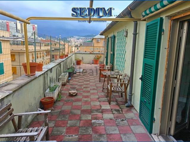 Attico in vendita a Foce, Genova