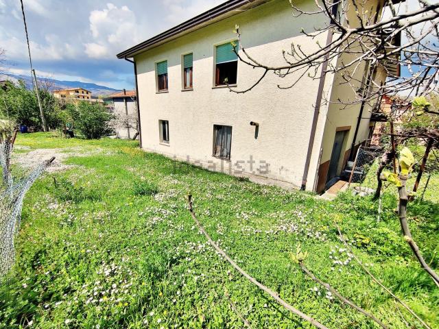Appartamento in vendita a Marche, Pesaro E Urbino