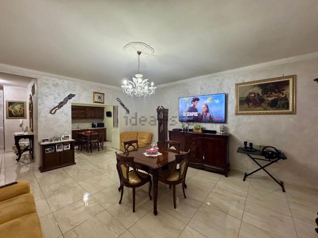 Appartamento in vendita a Cremona, Lombardia
