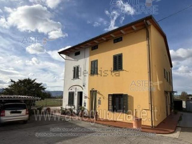 Appartamento in vendita a Agliana, Toscana