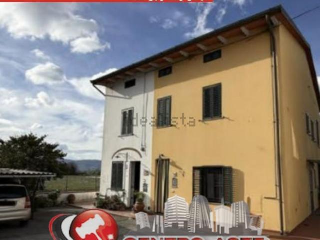 Appartamento in vendita a Agliana, Toscana