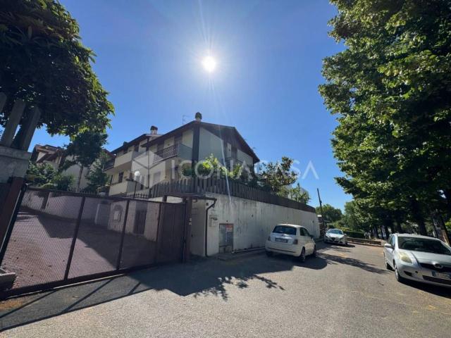 Appartamento in vendita a Pescara Colli, Pescara
