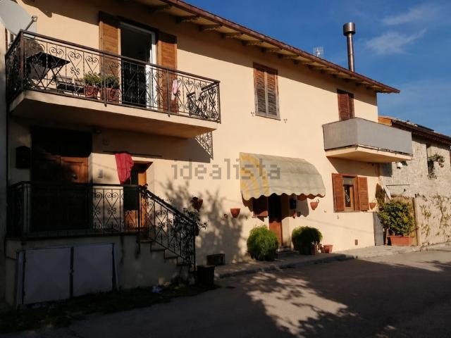 Appartamento in vendita a Assisi, Umbria