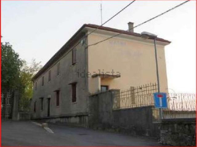 Appartamento in vendita a Caprino Veronese, Veneto