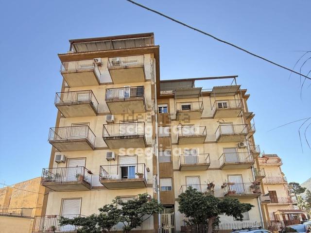Appartamento in vendita a Carini, Sicilia