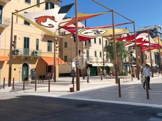 Appartamento in vendita a Marina centro, Marche