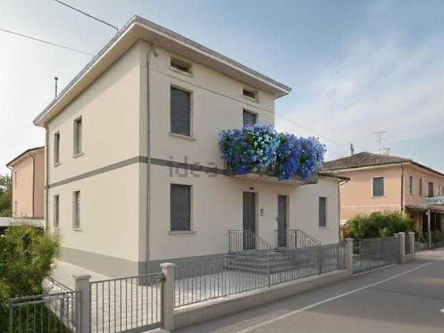 Appartamento in vendita a Calcinari, Marche