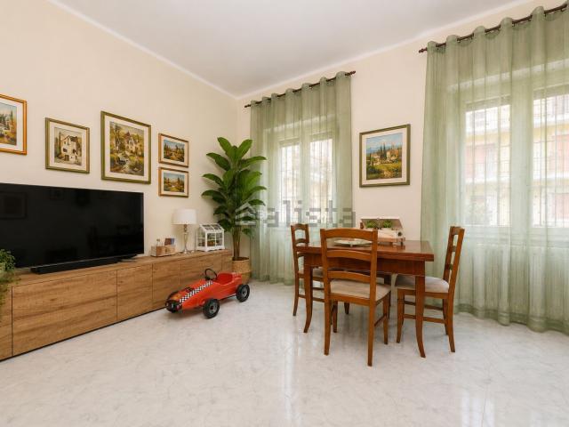 Appartamento in vendita a Zona Sud, Brescia
