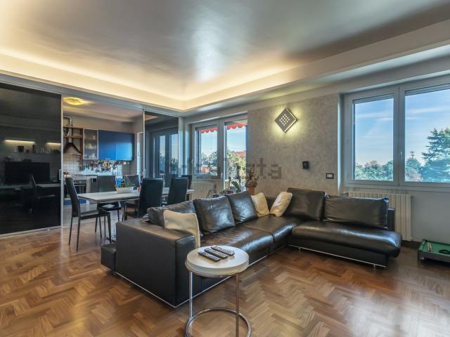 Attico in vendita a Villa Fiorita, Cassina De' Pecchi