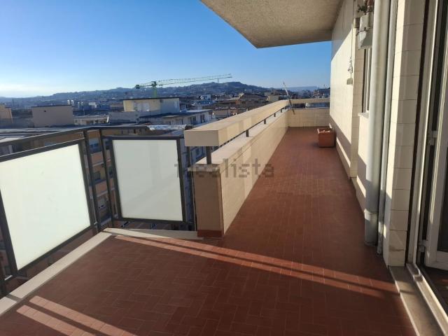 Attico in vendita a Porta Nuova, Pescara