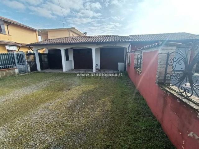 Appartamento in vendita a Castelleone, Lombardia