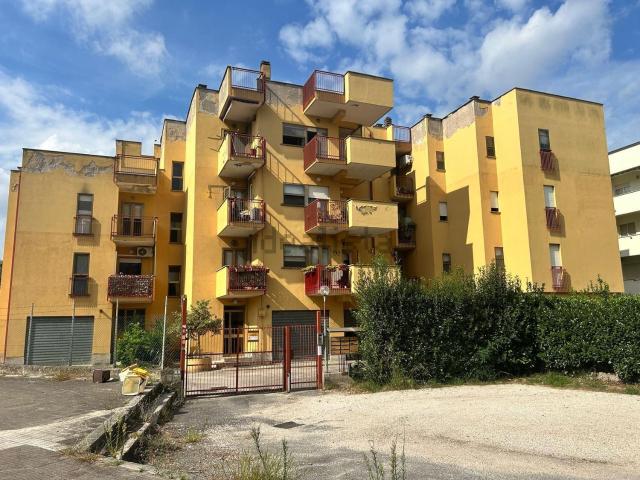 Appartamento in vendita a Latina, Lazio
