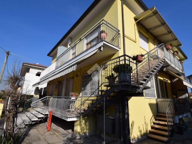 Appartamento in vendita a Riccione, Reggio Emilia