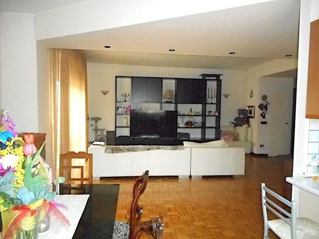 Appartamento in vendita a Borgo Val Di Taro, Reggio Emilia