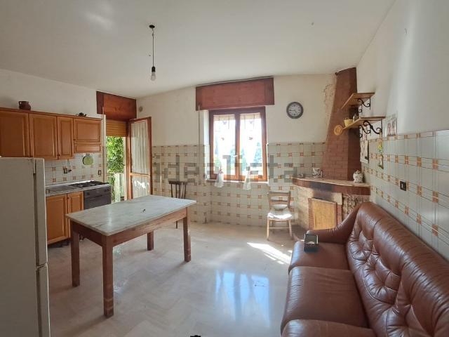 Appartamento in vendita a Patrica, Lazio