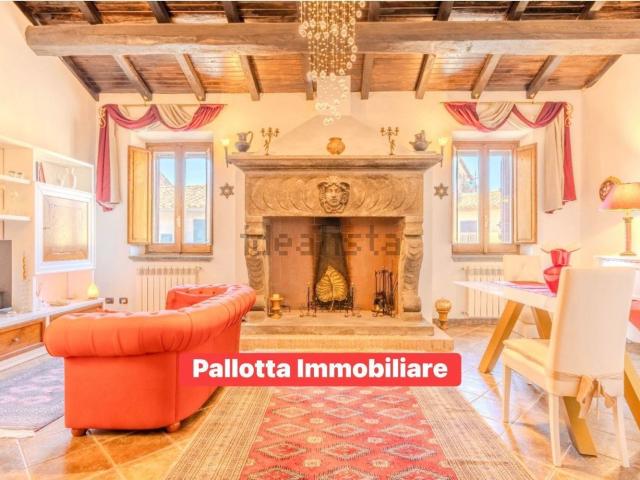 Appartamento in vendita a Capodimonte, Lazio