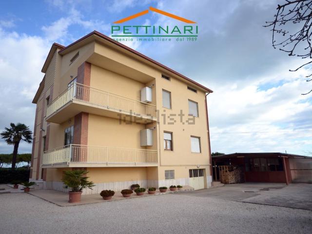 Appartamento in vendita a Marche, Macerata