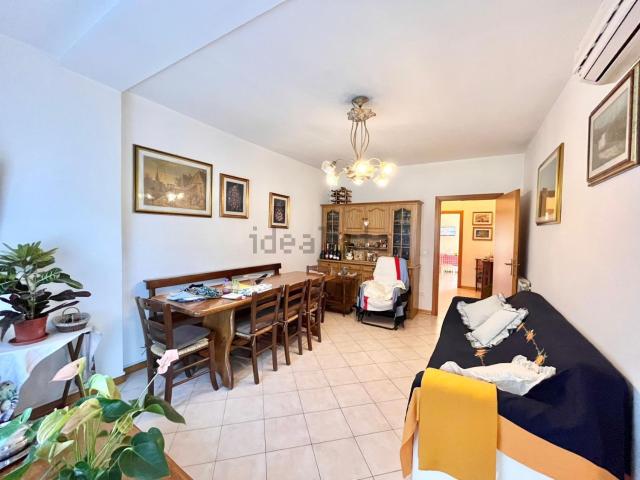 Appartamento in vendita a Prato, Toscana