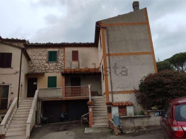 Appartamento in vendita a Guardea, Umbria