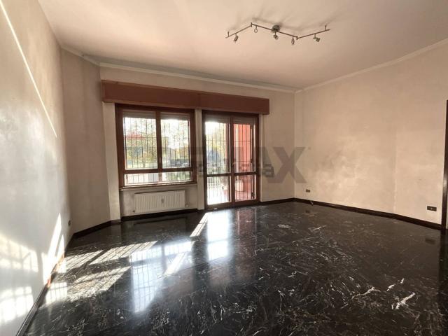 Appartamento in vendita a Arese, Lombardia