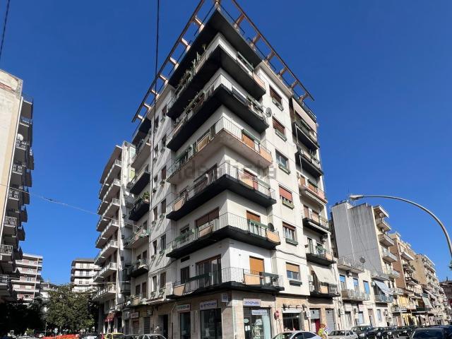 Appartamento in vendita a Acireale, Sicilia