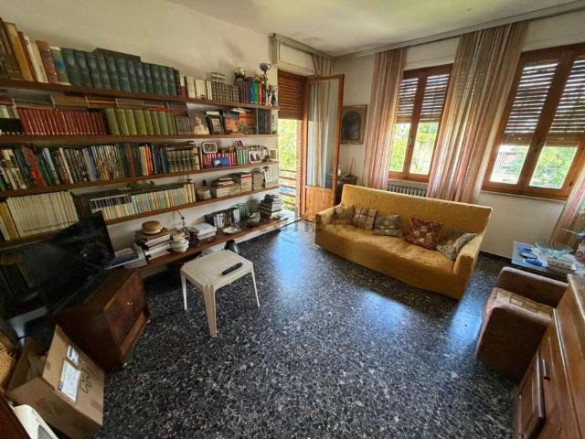 Appartamento in vendita a Siena, Toscana