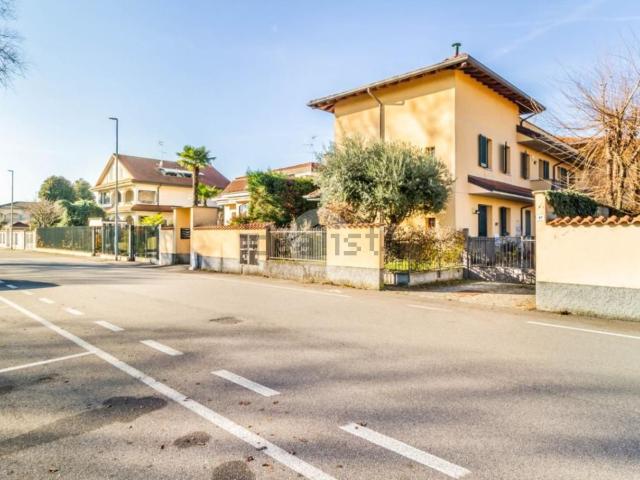 Appartamento in vendita a Marcallo, Marcallo Con Casone