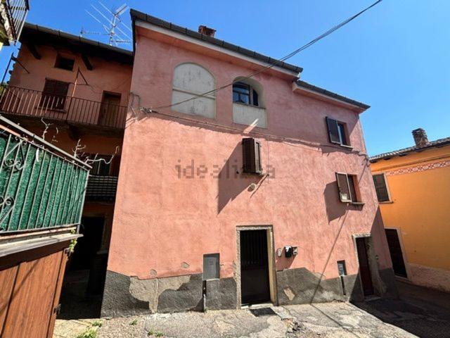 Appartamento in vendita a Cavagnano, Cuasso al Monte