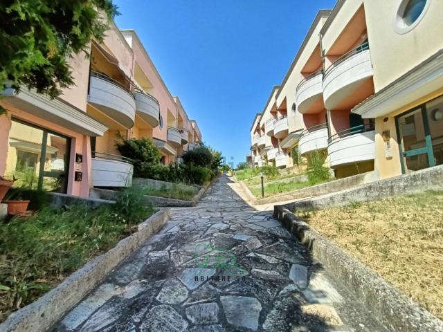 Appartamento in vendita a Terre Roveresche, Marche
