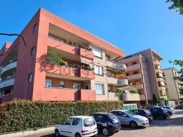 Appartamento in vendita a Oltrestazione, Legnano