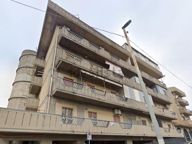 Appartamento in vendita a Adrano, Sicilia