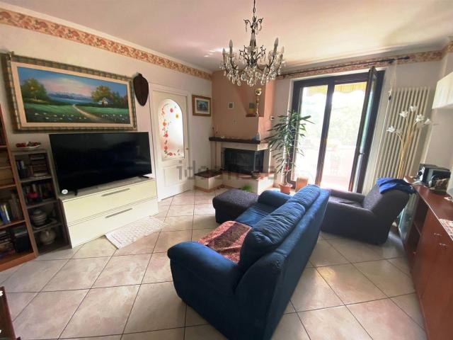 Appartamento in vendita a Marche, Macerata