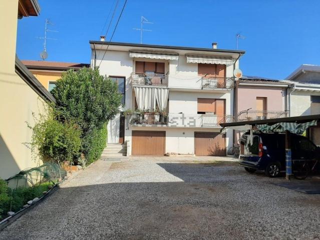 Appartamento in vendita a Borghetto, Valeggio Sul Mincio
