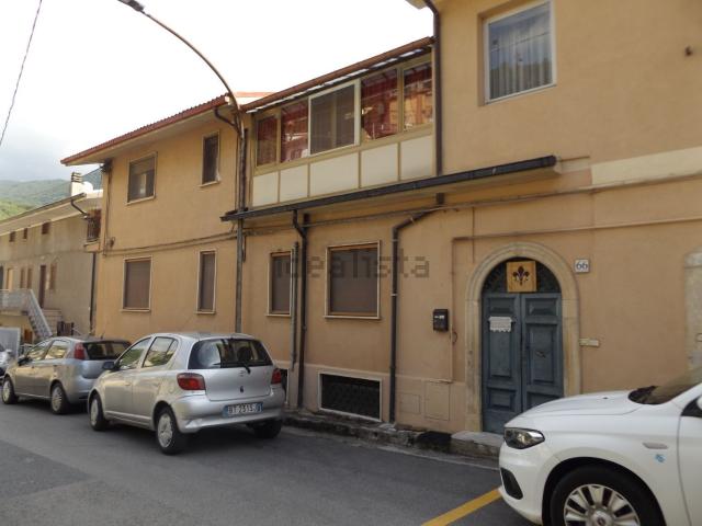 Appartamento in vendita a Pereto, Abruzzo