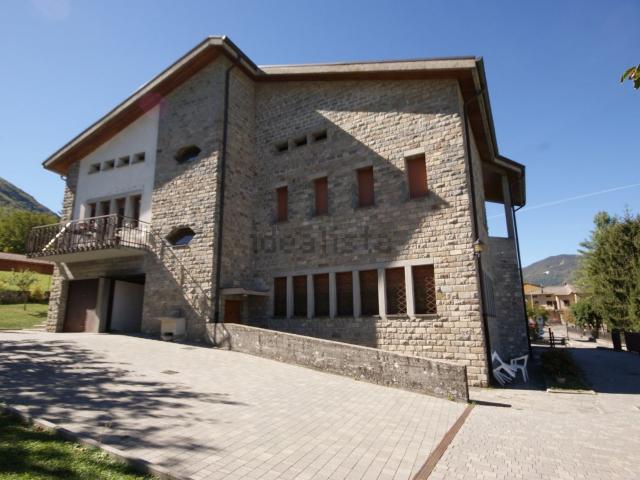 Appartamento in vendita a Palanzano, Parma