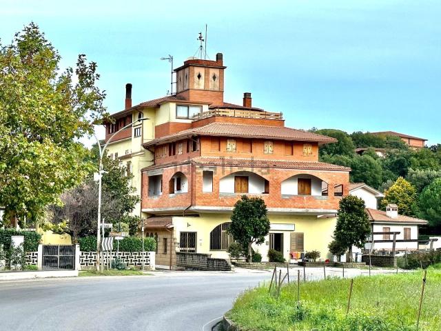 Appartamento in vendita a Montefiascone, Lazio