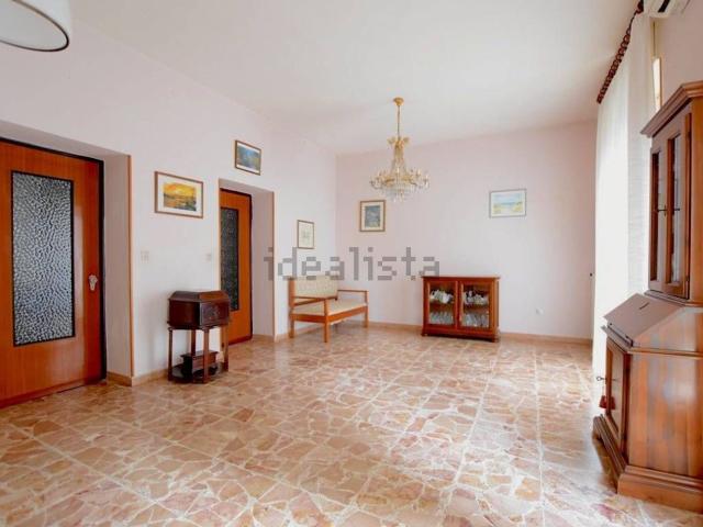 Appartamento in vendita a Carbonazzi, Cala Di Volpe