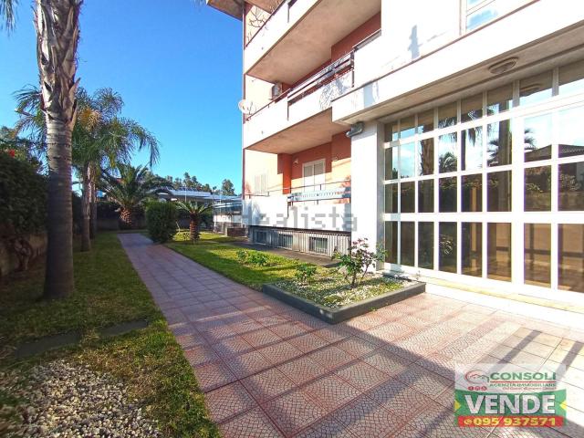 Appartamento in vendita a Riposto, Catania