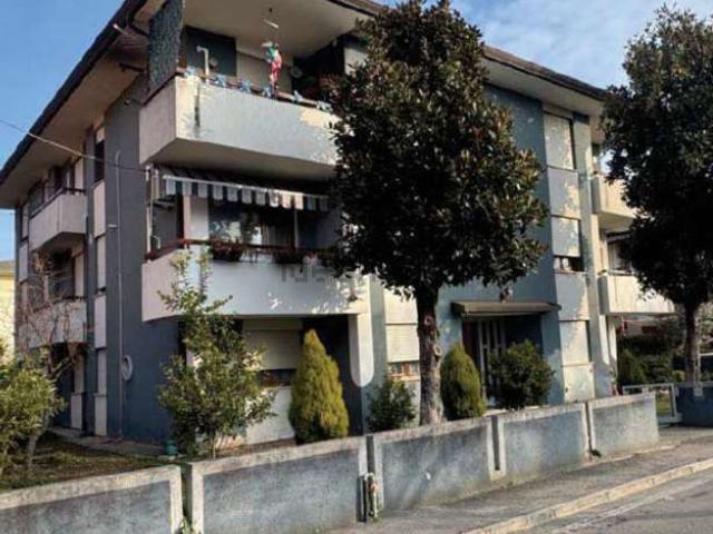 Appartamento in vendita a Trebaseleghe, Veneto