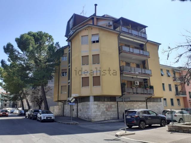 Appartamento in vendita a Città Giardino, Terni